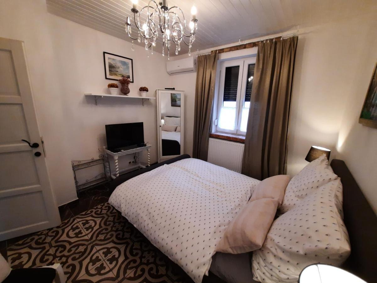 Piac Vendégház Kaptalantoti Esterno foto