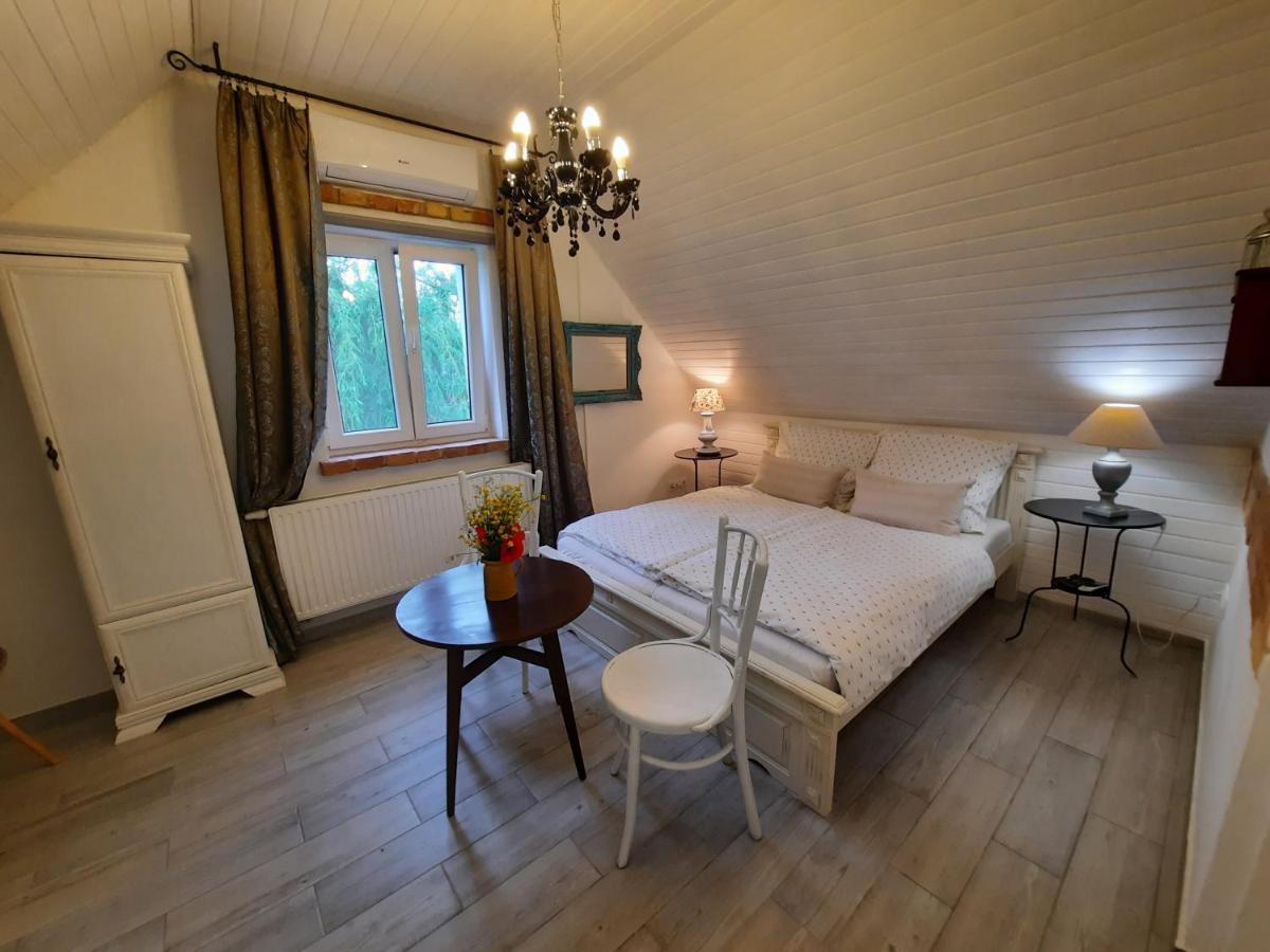 Piac Vendégház Kaptalantoti Esterno foto