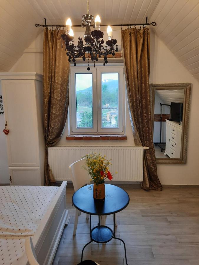 Piac Vendégház Kaptalantoti Esterno foto