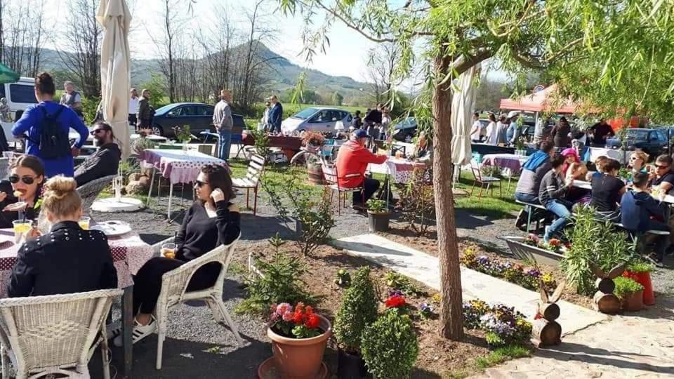 Piac Vendégház Kaptalantoti Esterno foto